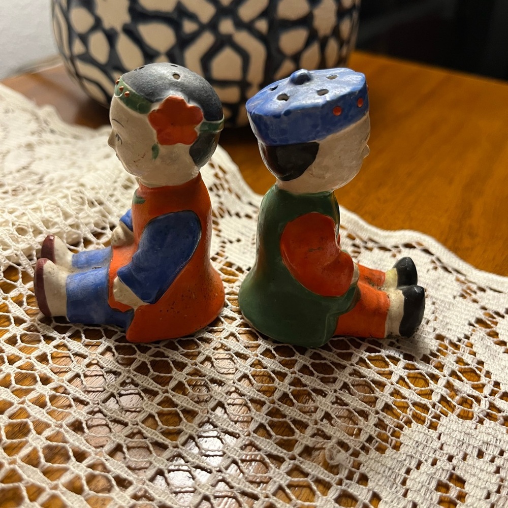 Boy/Girl Salt and Pepper Shaker Set Hand-Painted Ceramic Figurines - Multicolor - Picture 2 of 8